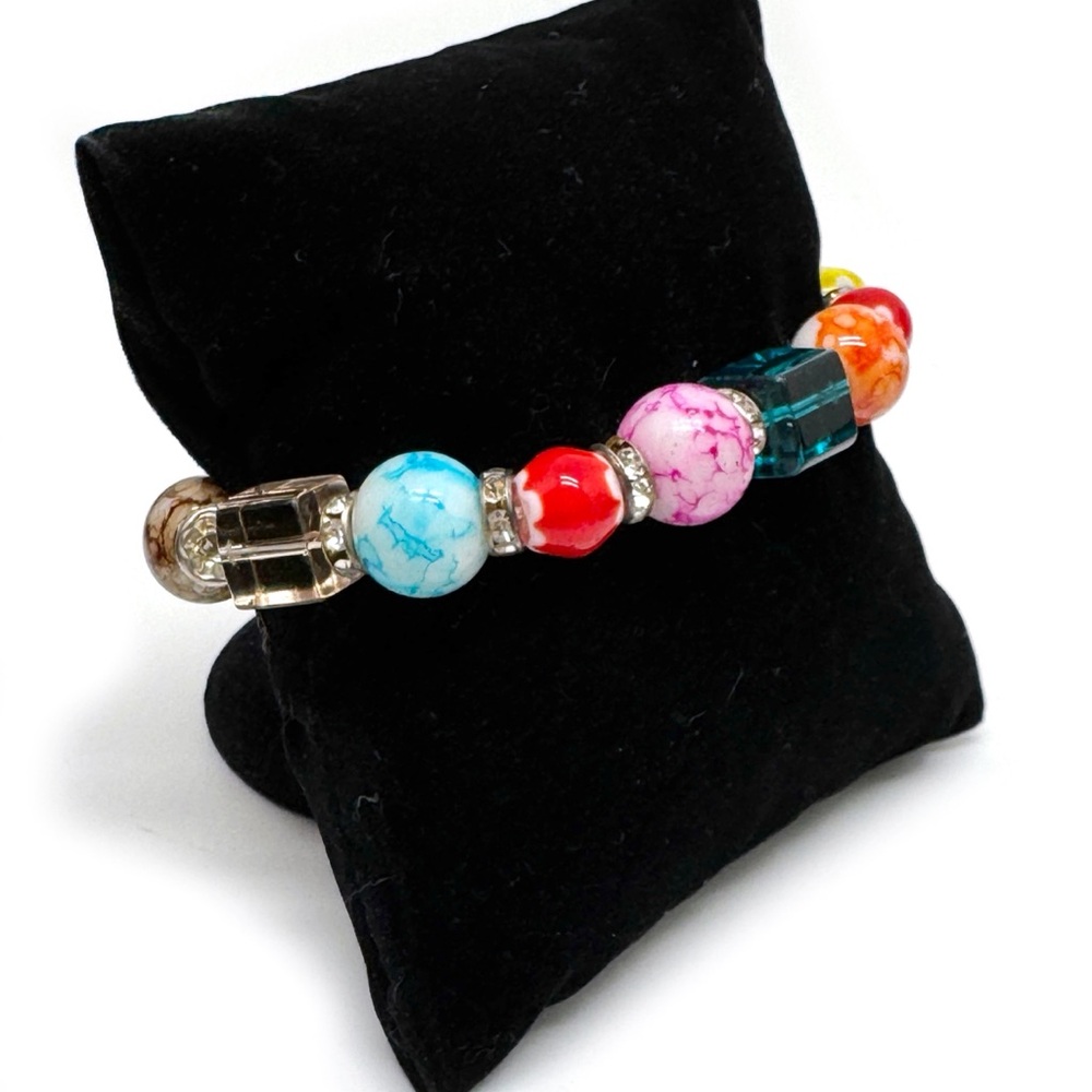 Carol for Eva Graham Multicolor Beaded Stretch Bracelet - Picture 5 of 9